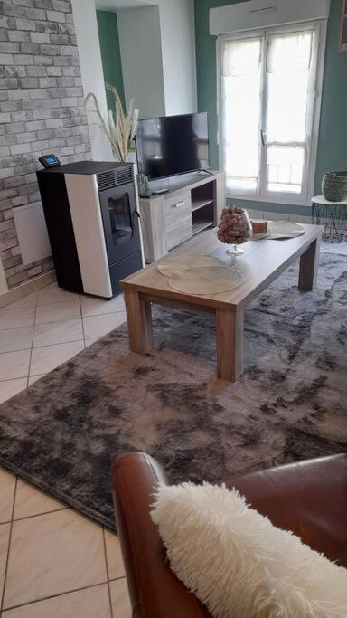 Les Galipes Apartamento Hautvillers Exterior foto